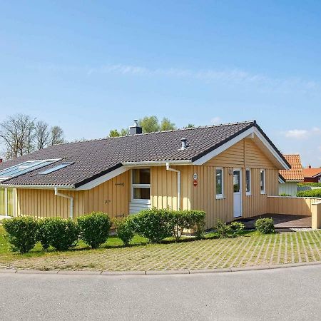 12 Person Holiday Home In Grömitz Buitenkant foto