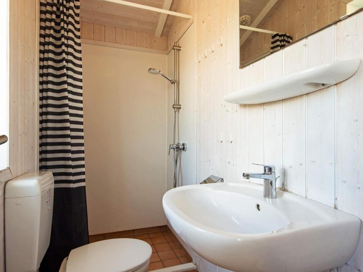 12 Person Holiday Home In Grömitz Buitenkant foto